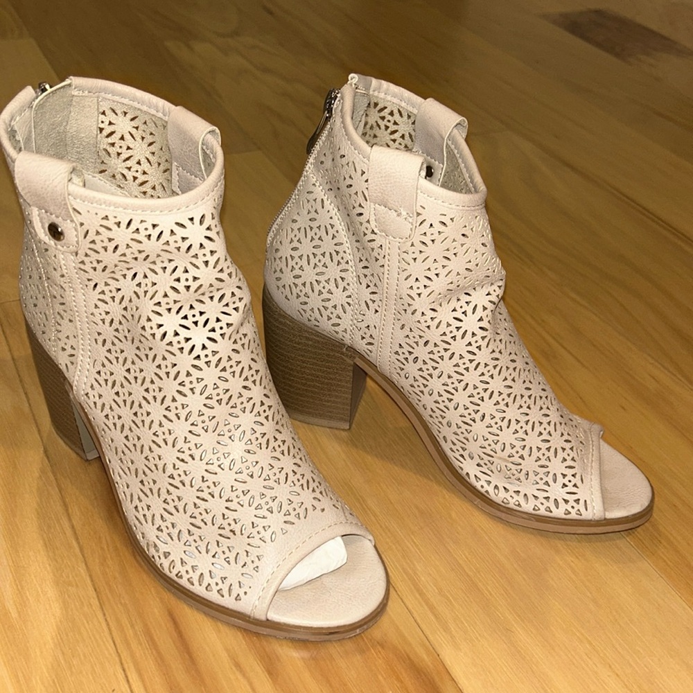 Open toed booties